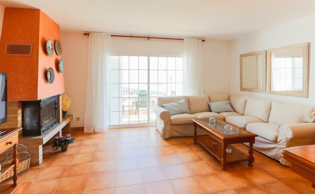 La Marina, Casa En Playa San Pol De Mar, Barcelona Holiday home Sant Pol De Mar